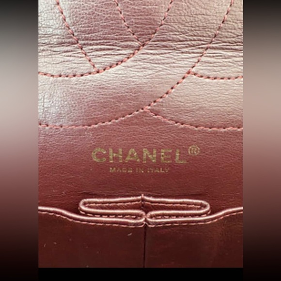 CHANEL Black Quilted Shoulder Bag with Gold Accents - Picture 7 of 11